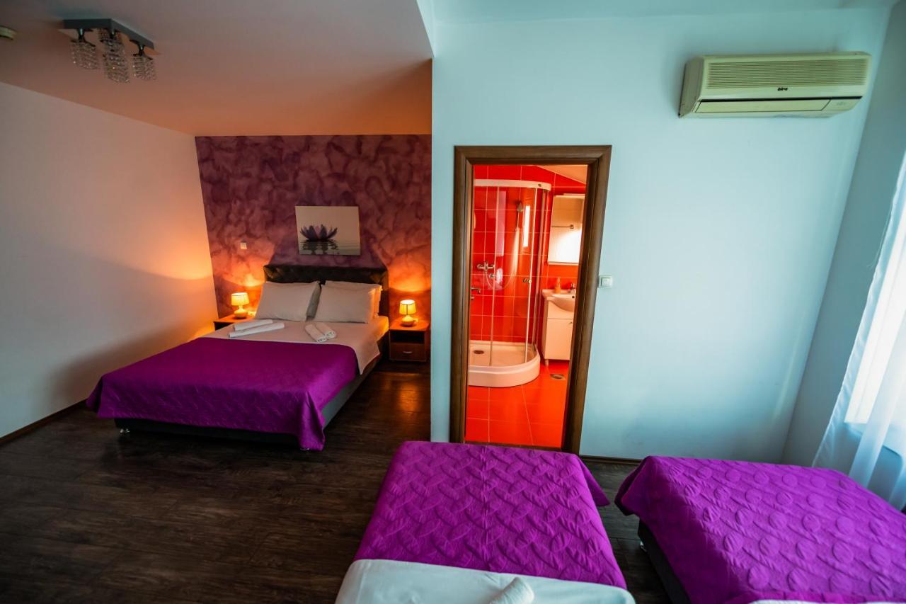 Hotel Oasis Gnojnice Exteriör bild